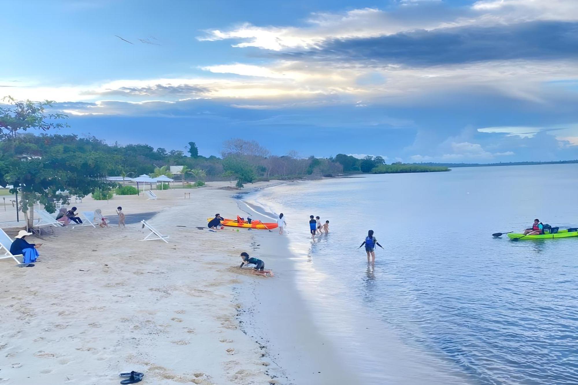 Kiki Beach Resort, Batam Galang Island Zewnętrze zdjęcie
